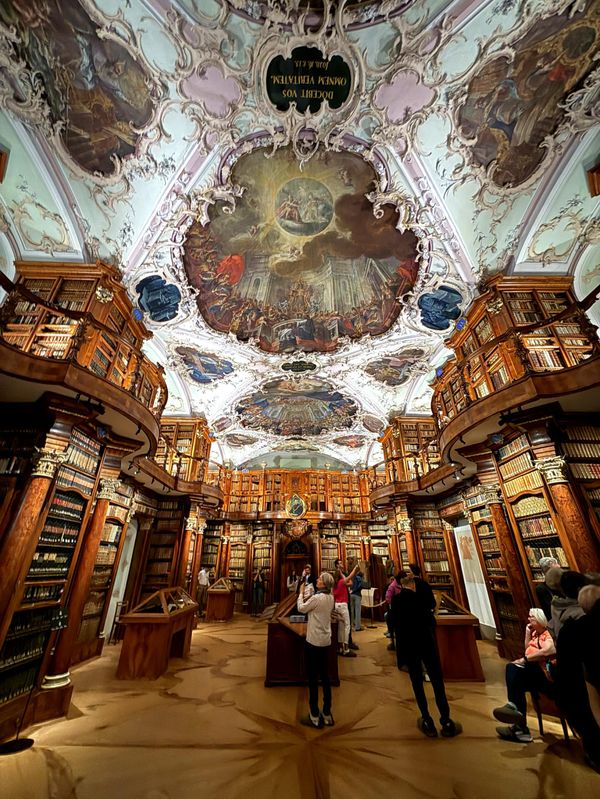 👼📚 The Angel and the Archive: Assmann in the St Gallen Library