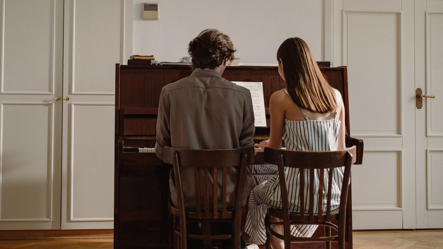 5 games to play with collaborators that improve your writing