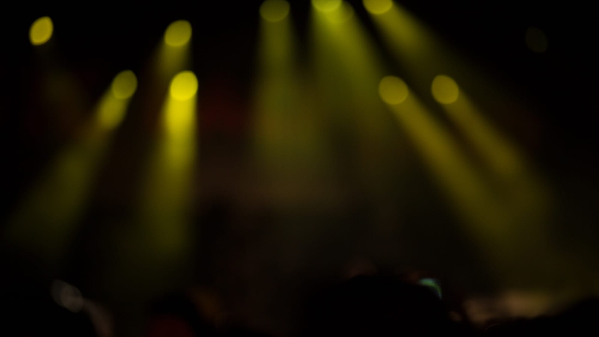 Ready To Hire a Music Publicist? What To Expect From Your First PR Campaign