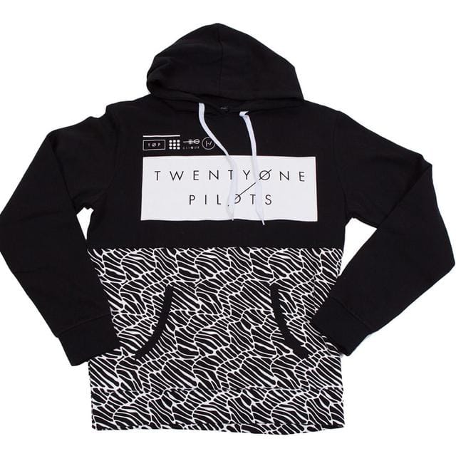1468023310-640x640-top_black_pattern_pullover_04