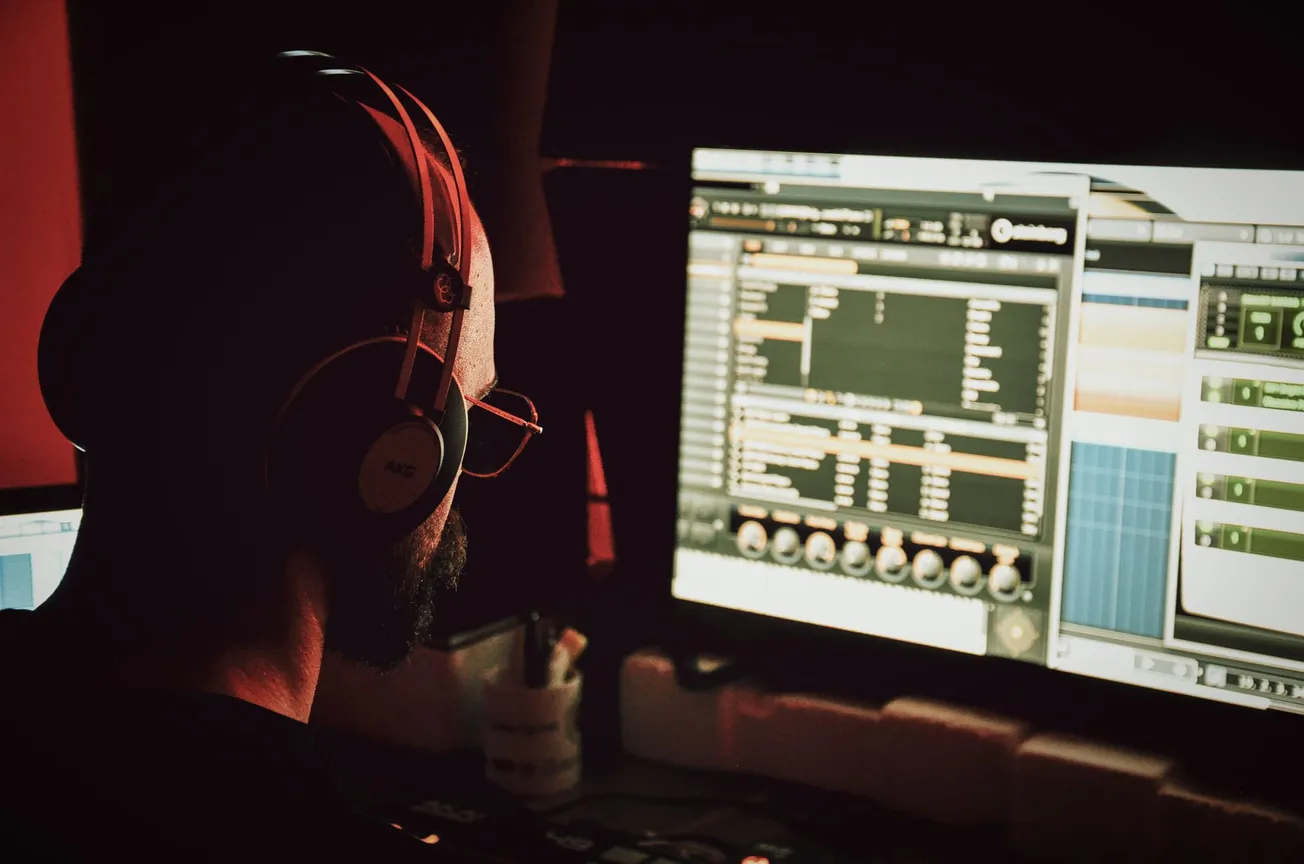 Why AI Song Generators Don’t Grant Copyright