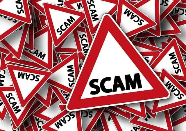 Scam warning signs, warning alert, cybersecurity alert, digital safety, online scam detection, fraud prevention, warning tria