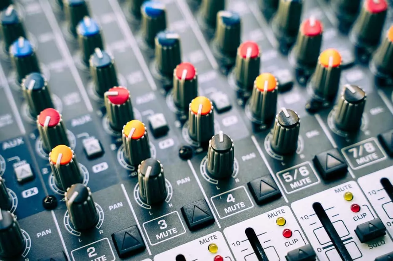 Audio mixing console, audio equipment, professional sound mixer, audio control panel, music production gear, DJ mixing desk,