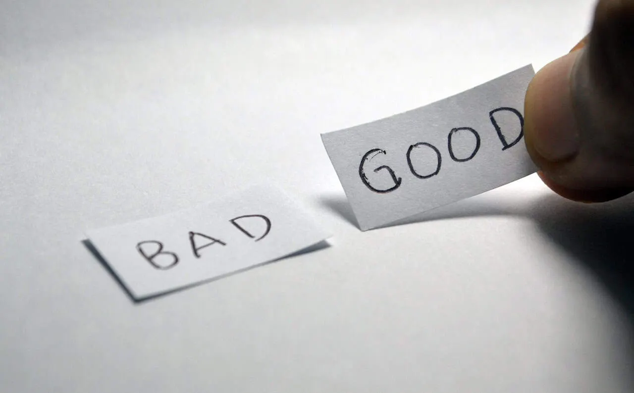 Bad vs good comparison, handwritten notes, decision making, improvement, feedback, quality assessment, performance evaluation