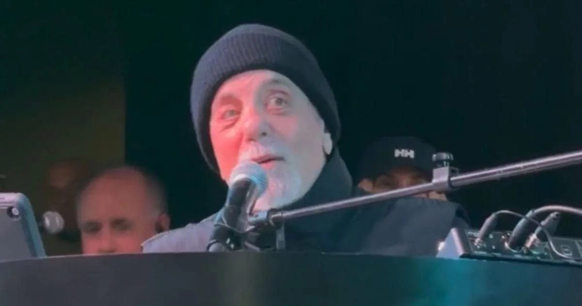 Billy Joel performs on stage in Floria, January 2026.