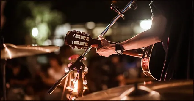make money at live shows