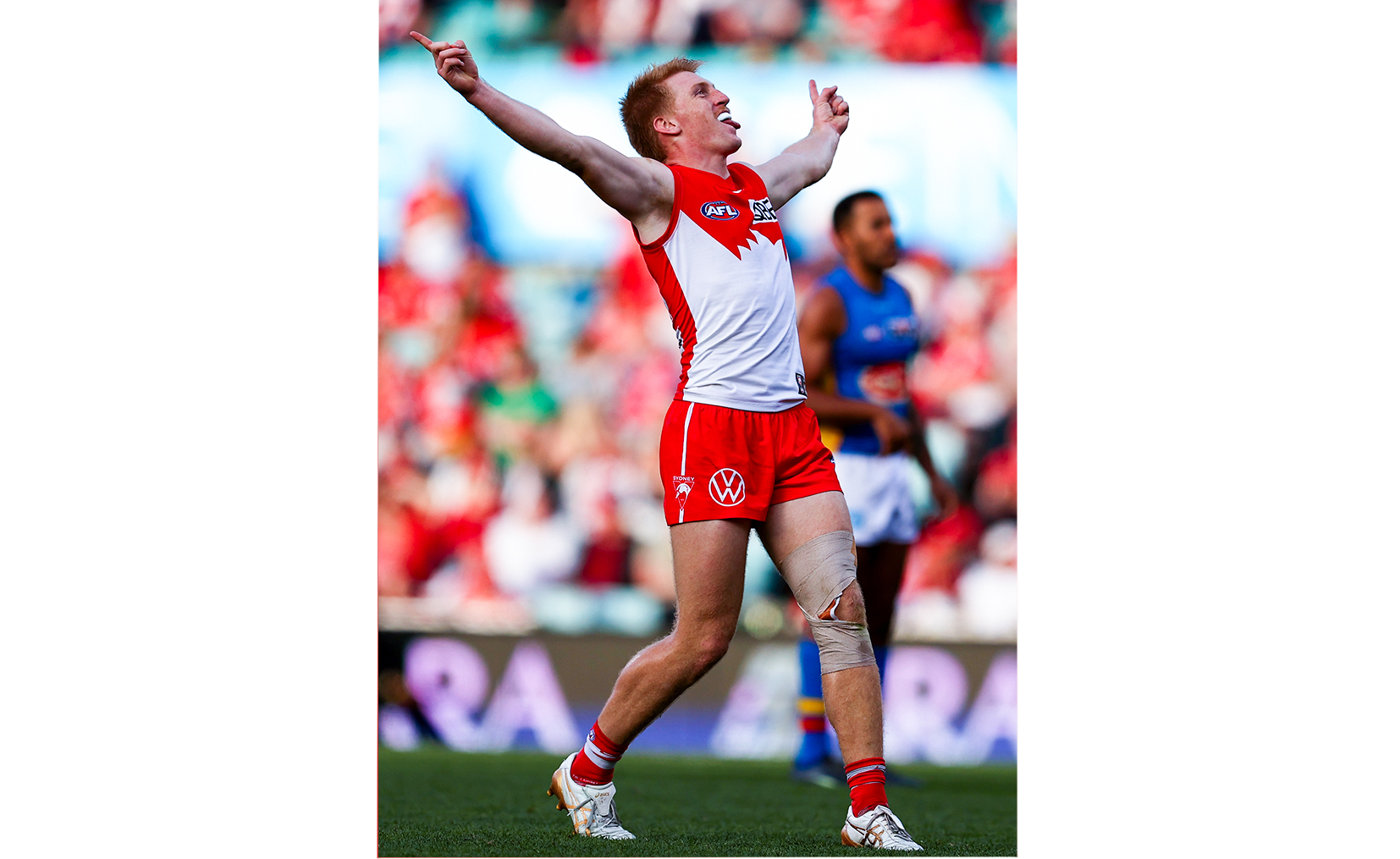 Former Hawk kicks first AFL career goal