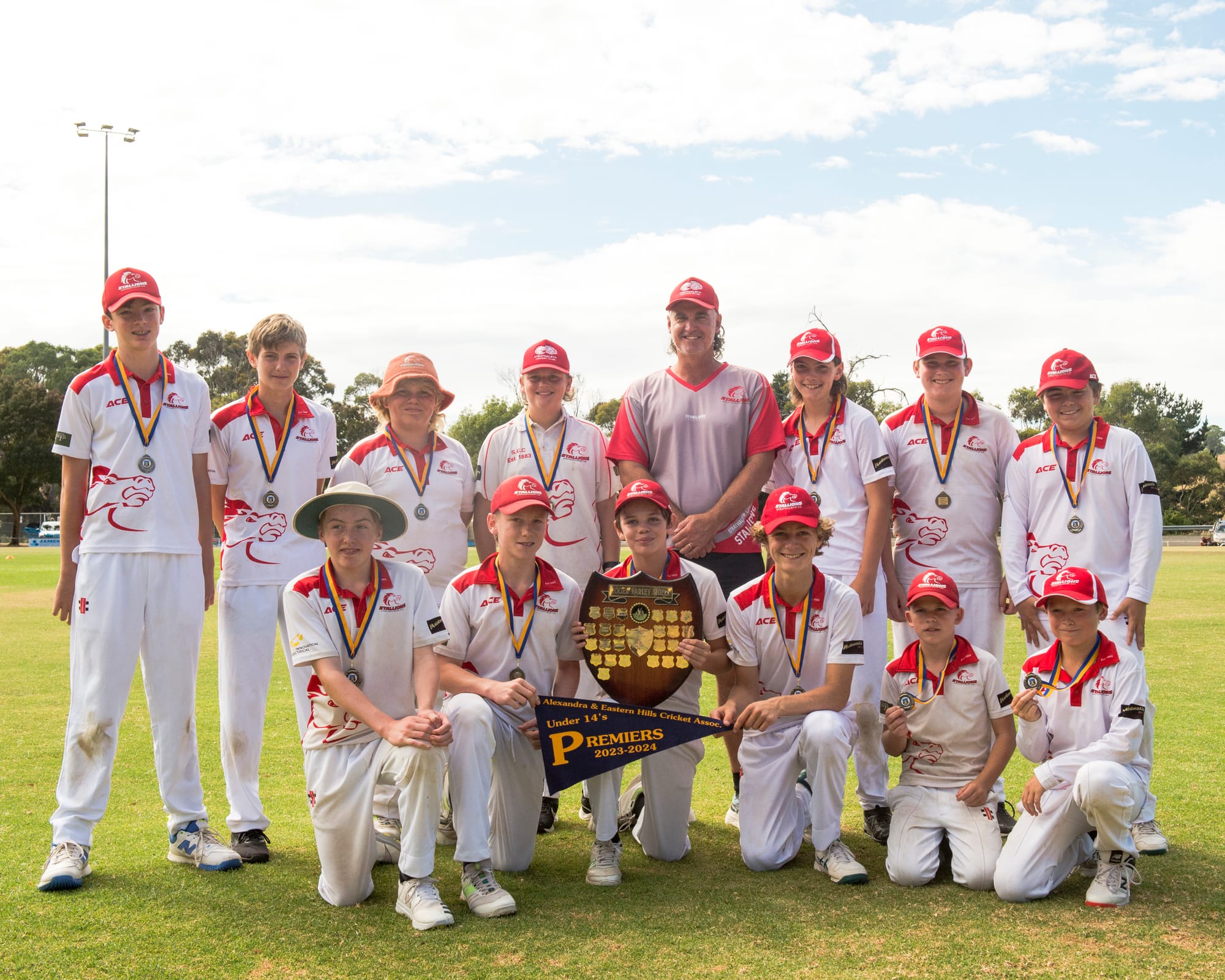 Strathalbyn claims under 14 cricket title