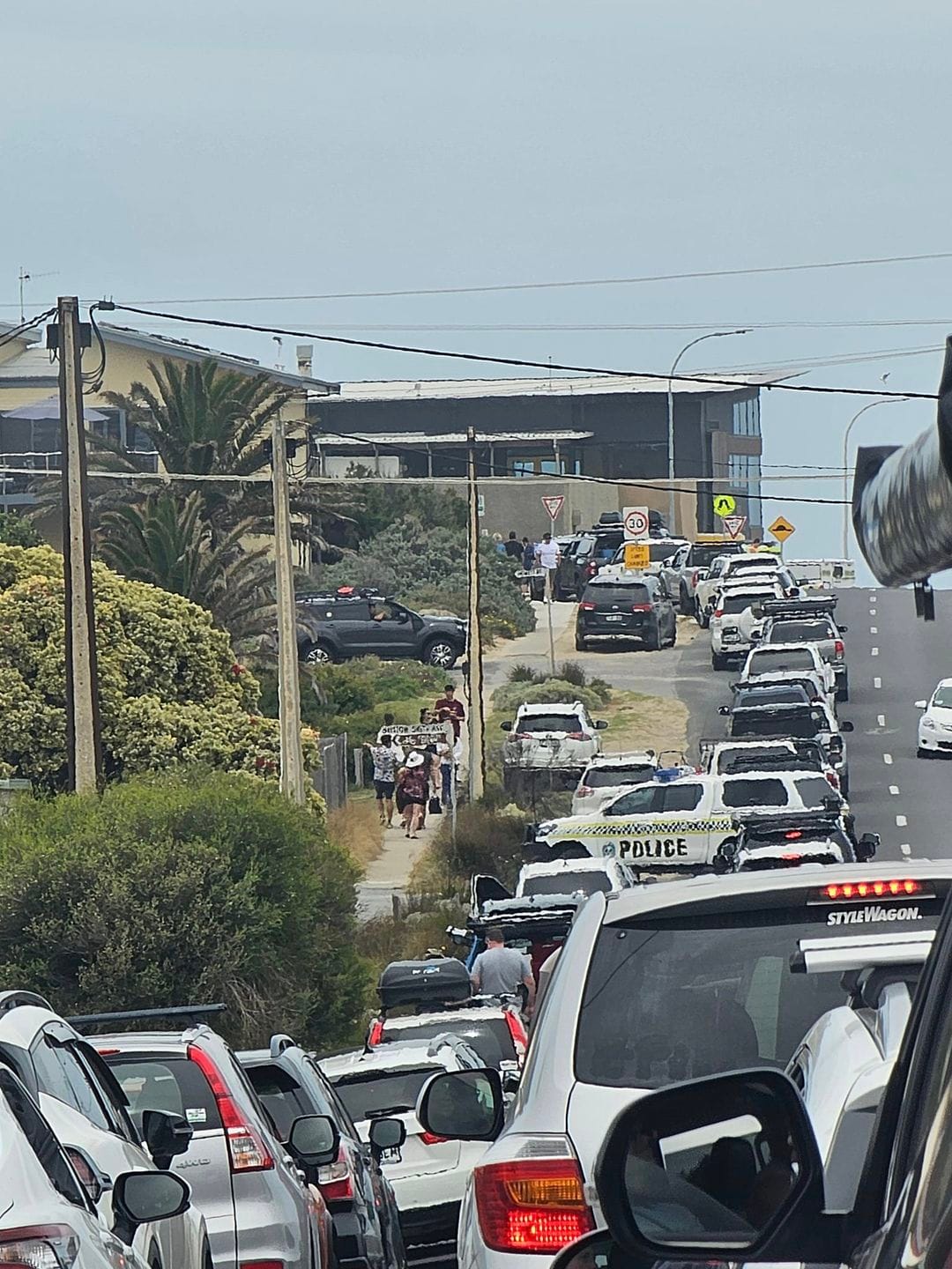 Long queues at Goolwa Beach