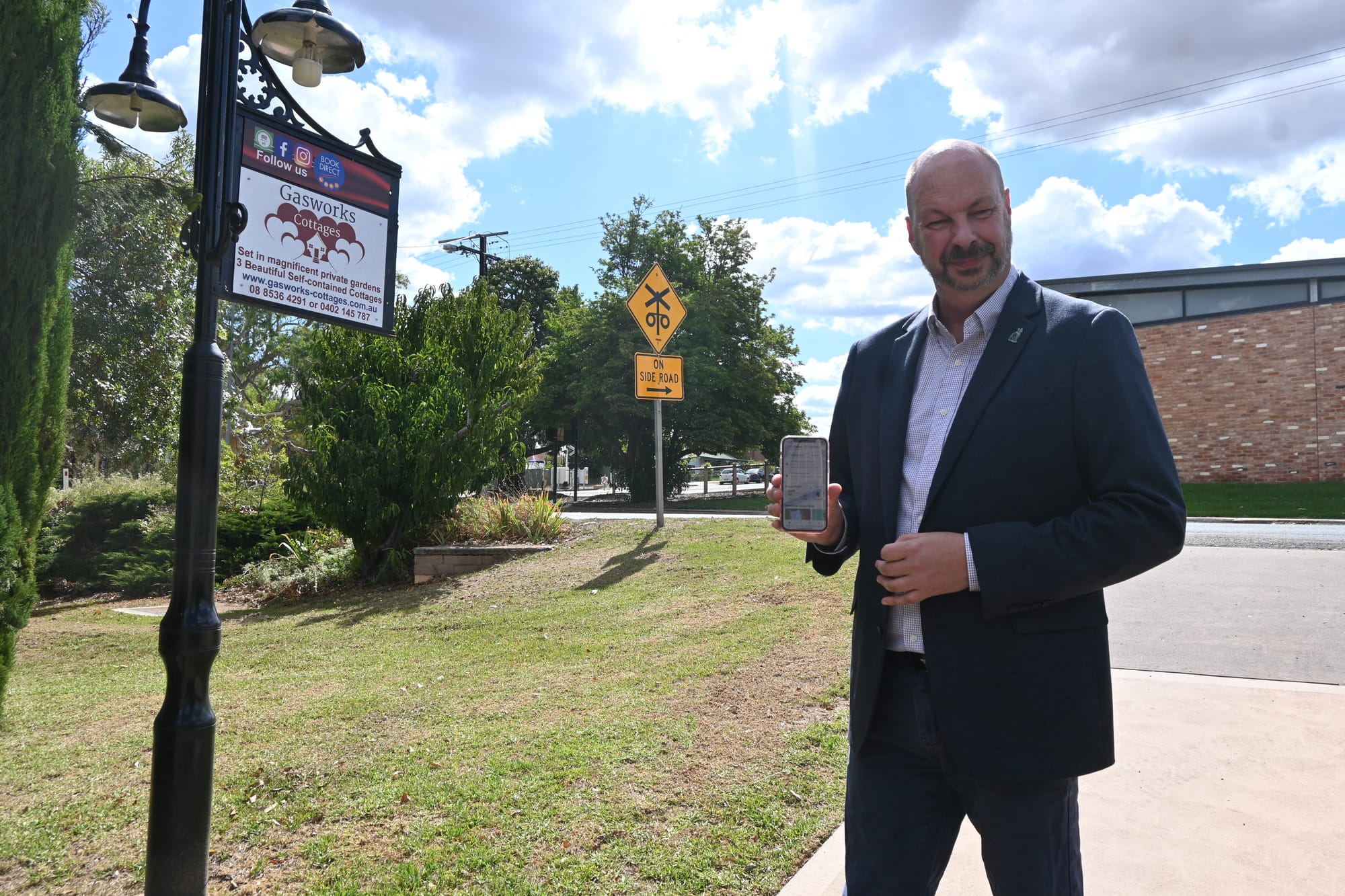 A CAR CRY: Hammond fighting for better transport options