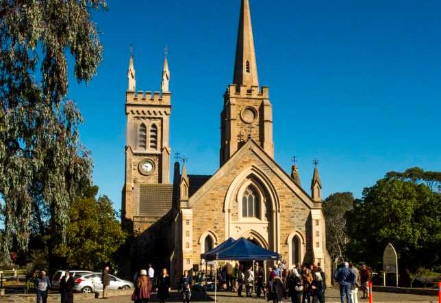 Church calls for council partnership