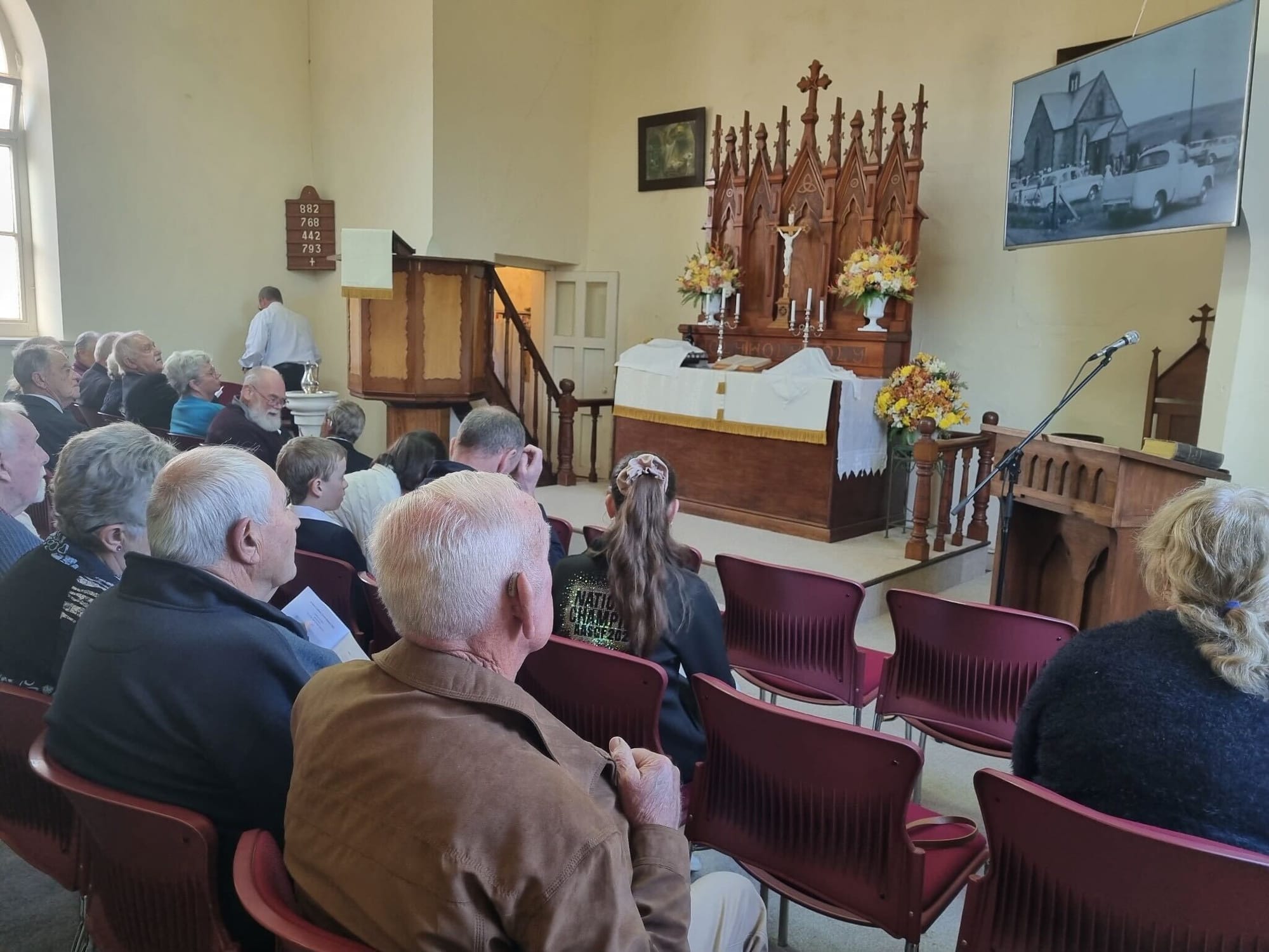 Callington church holds final service