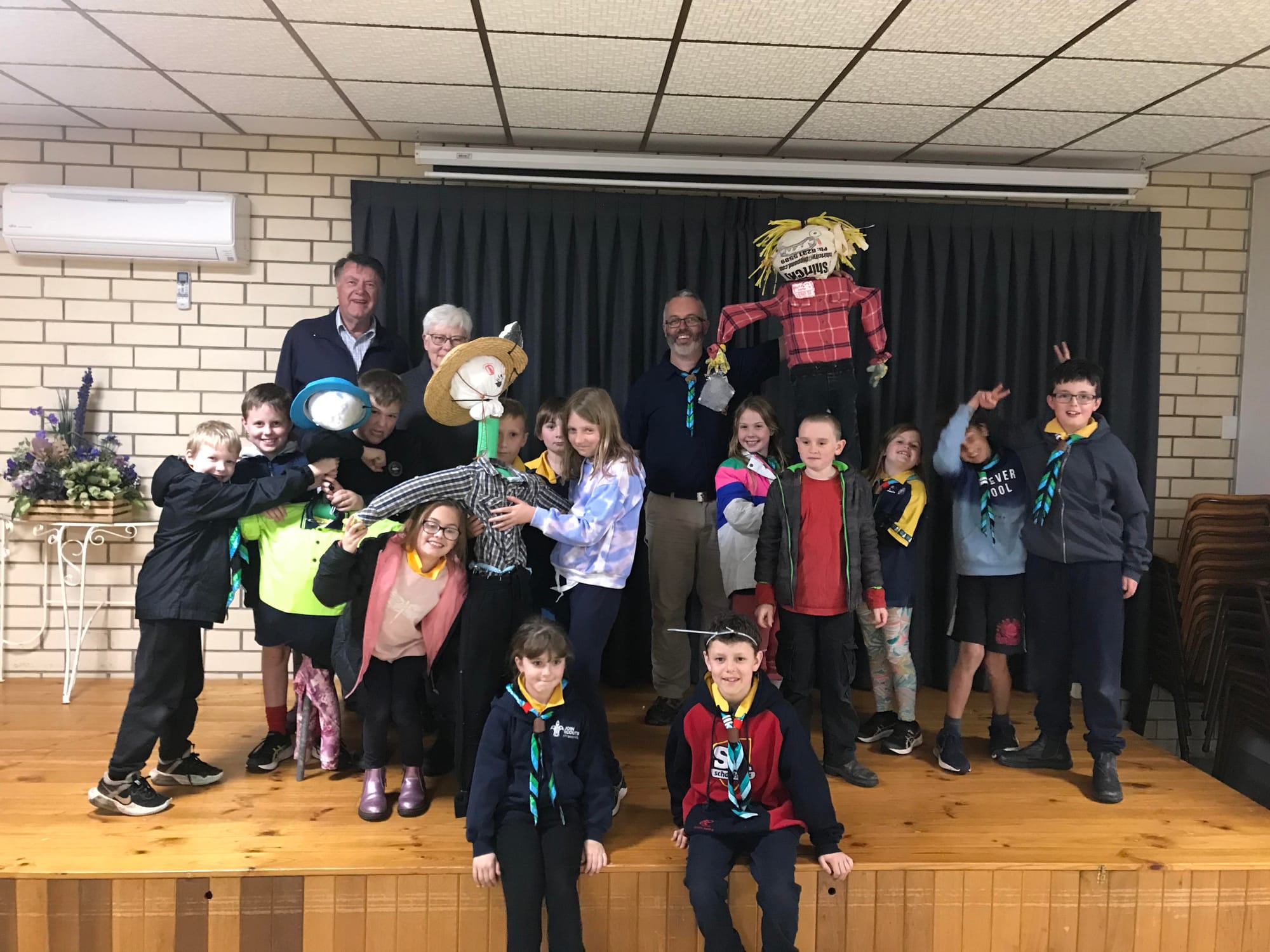 Strathalbyn Cubs Visit Strath Neighbourhood Centre