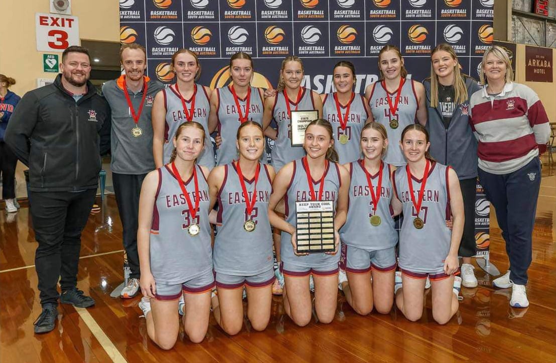 Strathalbyn basketballers help bring home gold for Mavericks