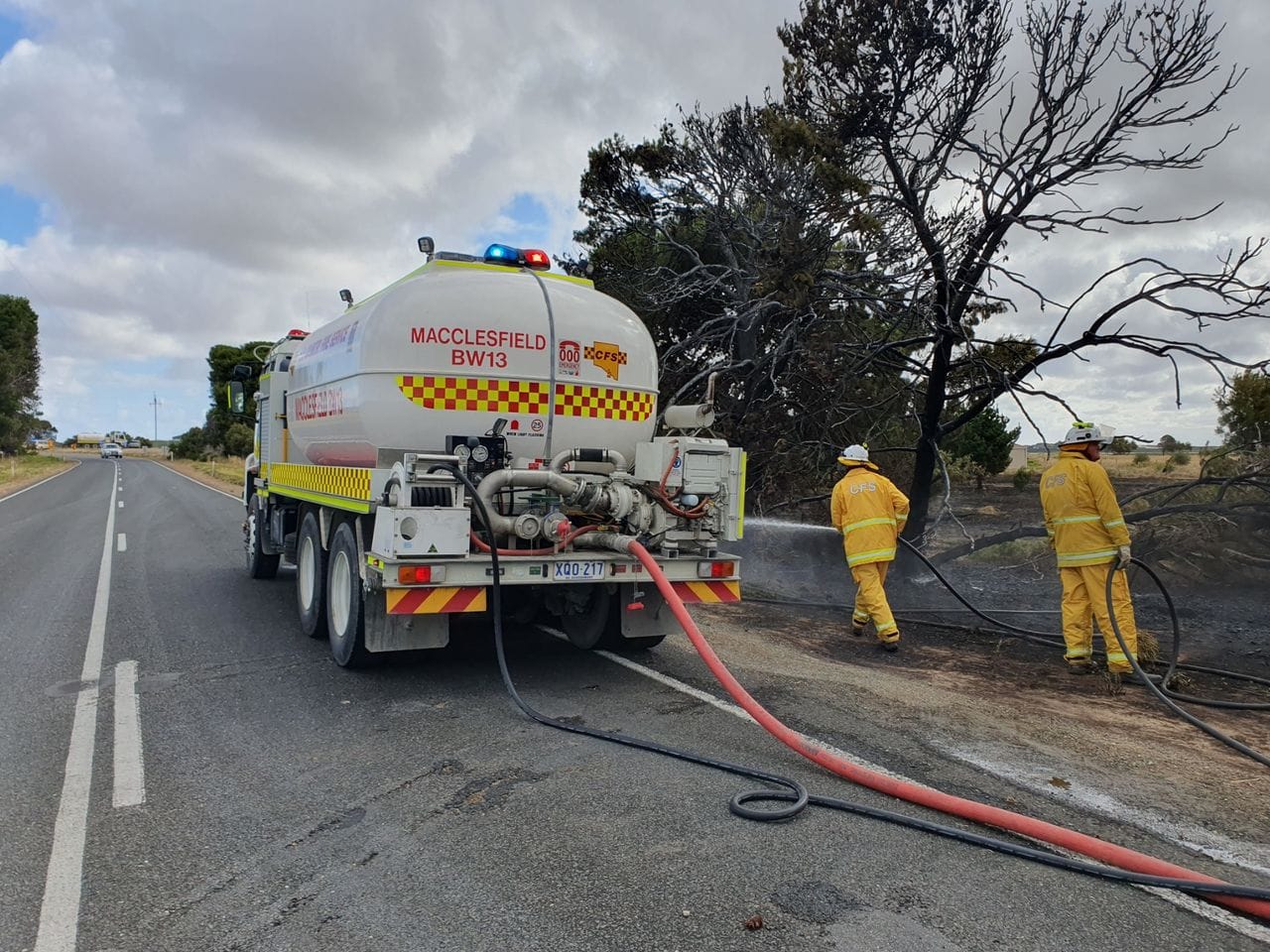 Emergency Services battle grass fire at Clayton Bay