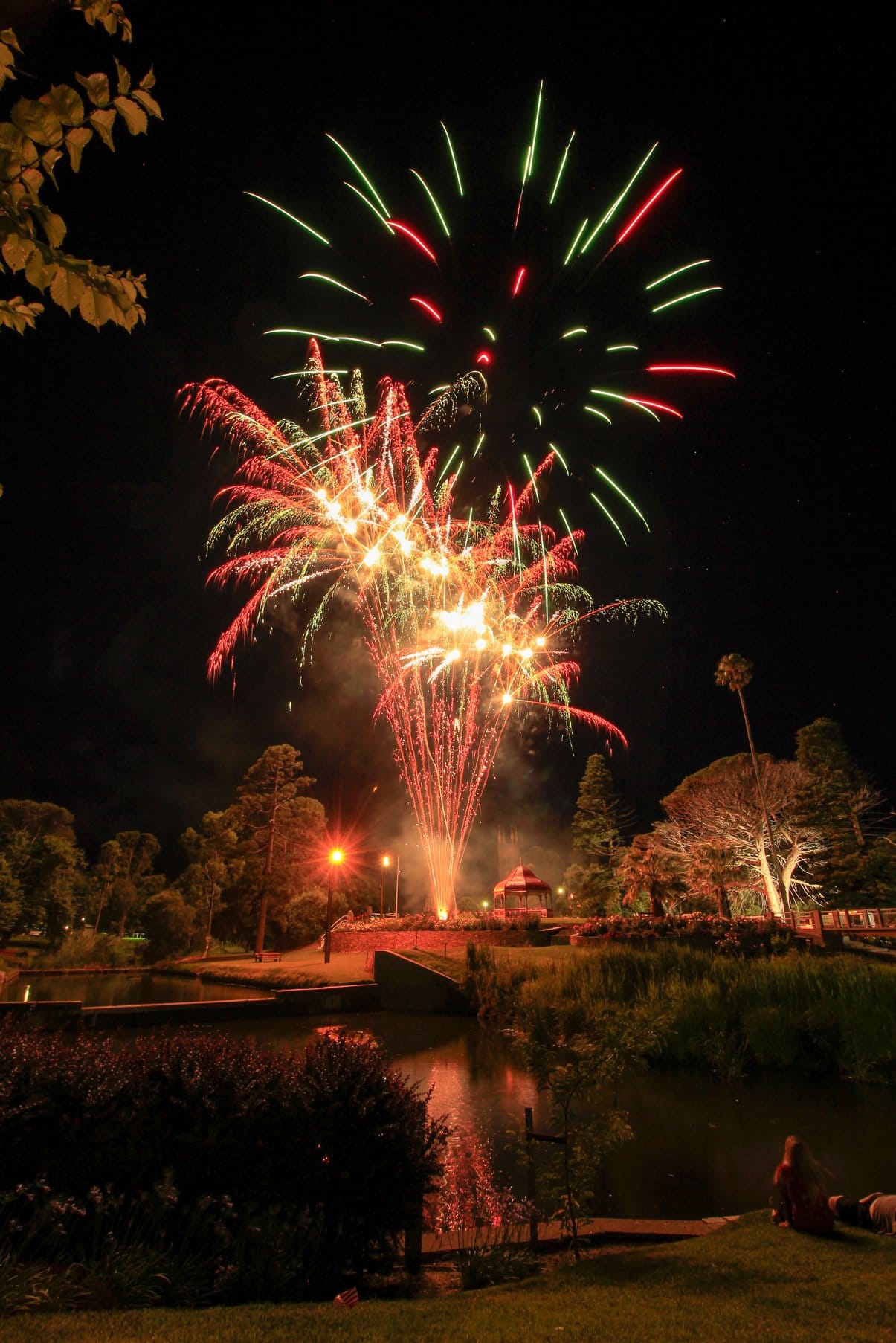 A cracking night out at Strathalbyn’s major Christmas event