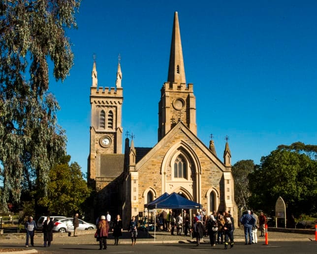Council discusses support of church clock