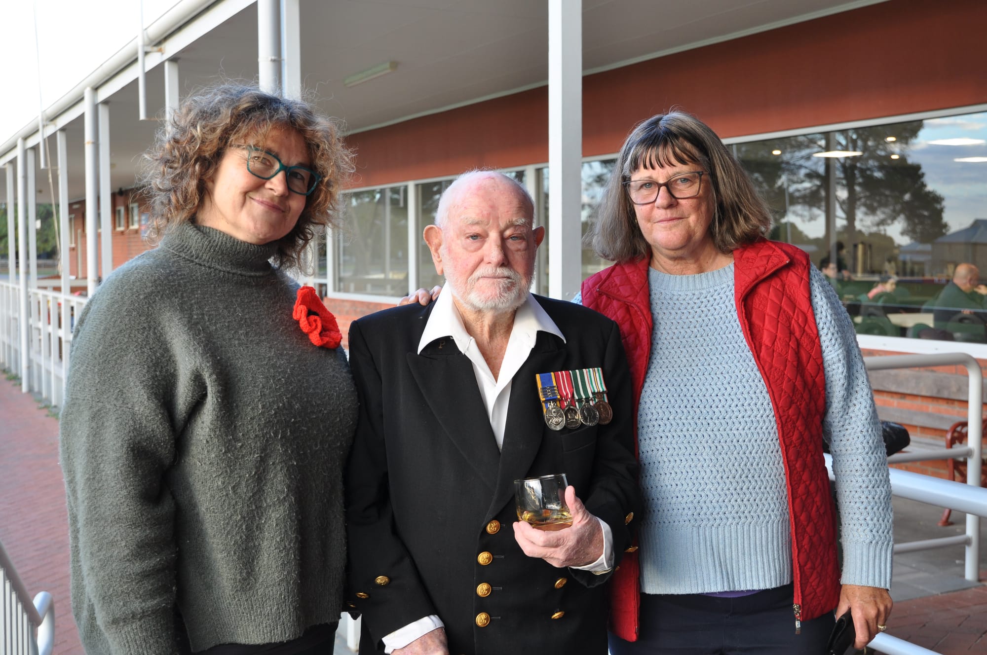 Strathalbyn pauses to pay respect