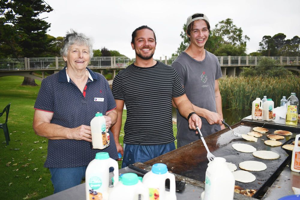 FLIPPING FANTASTIC: Strathalbyn proves life is batter with pancakes post image