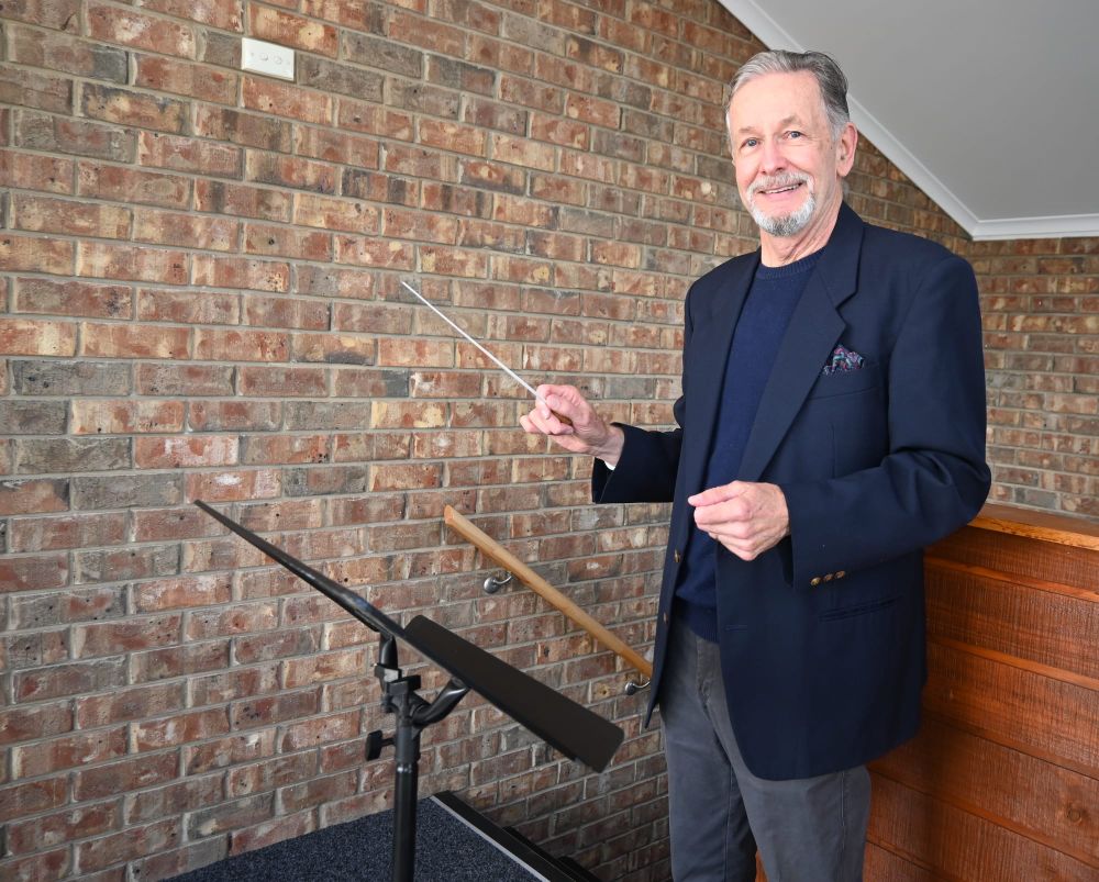 New musical director strikes chord with Strathalbyn band post image