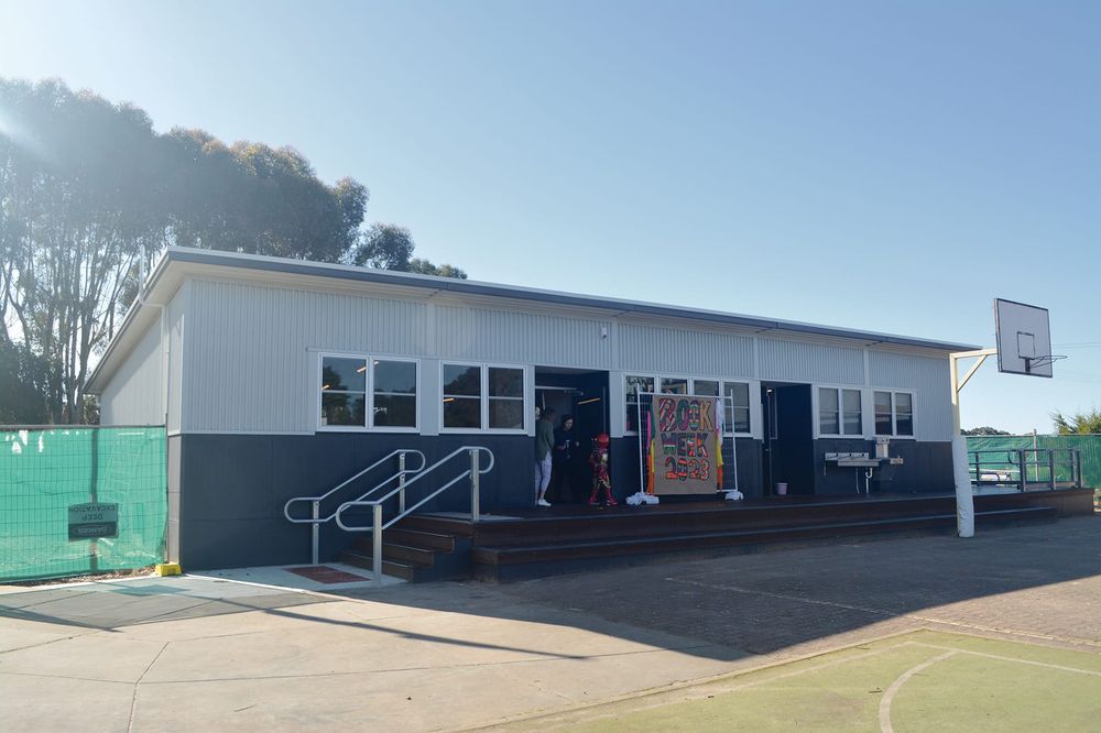 New classrooms arrive at Eastern Fleurieu’s Langhorne Creek campus post image