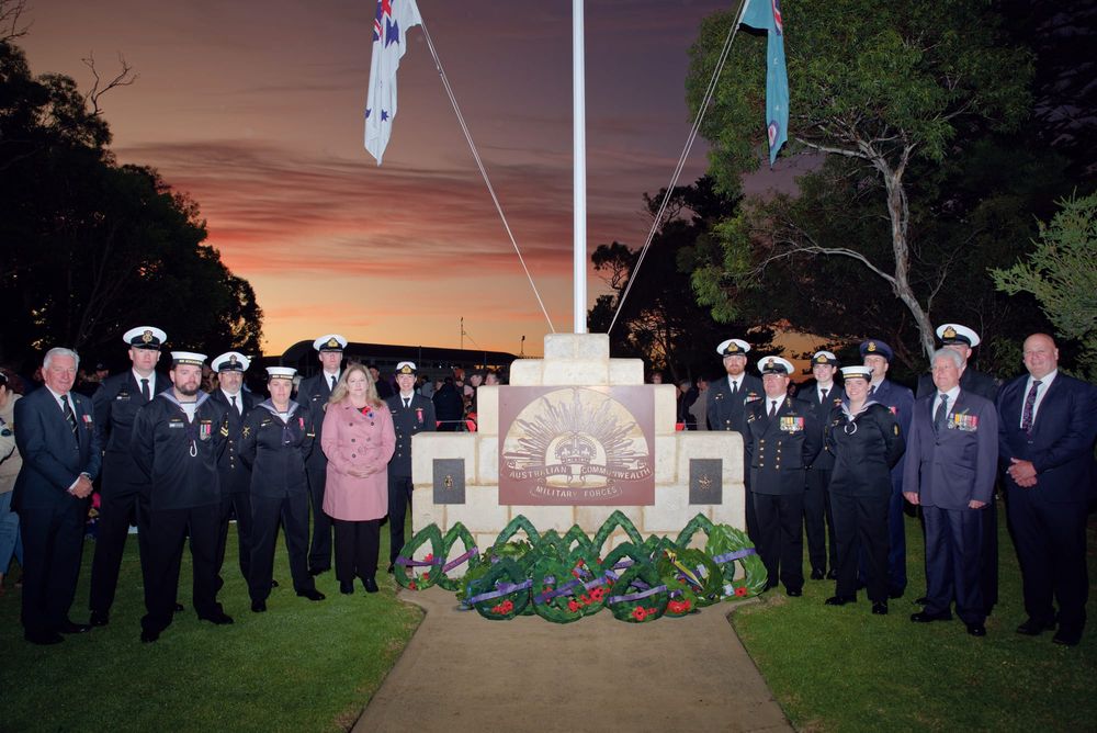 Goolwa pays respects at dawn post image