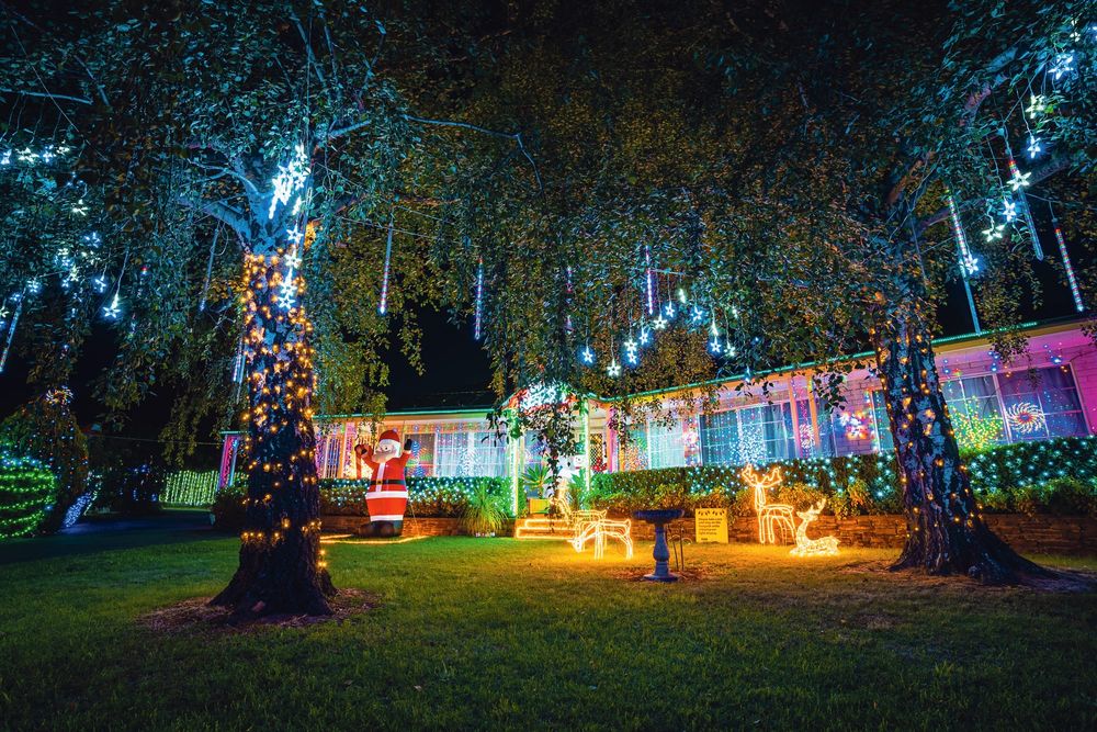 Ready to light it up for annual Lights of Lobethal festival post image