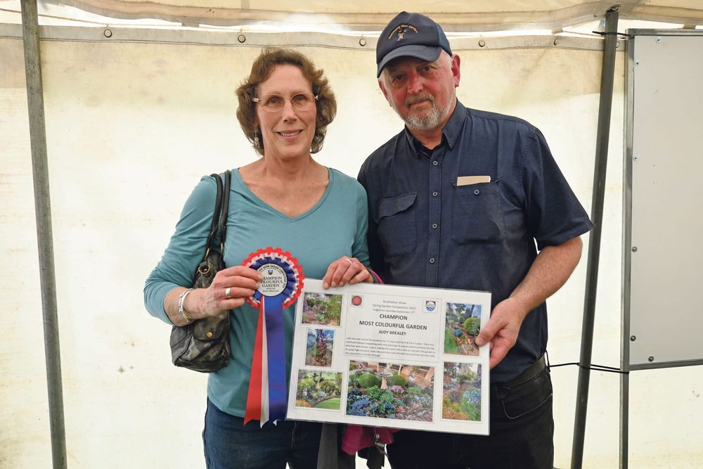 Time to enter the Strathalbyn Show Spring Garden Competition post image