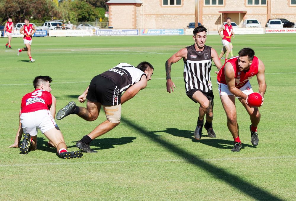 Frenetic final quarter in Jason Lehmann Memorial Cup match post image