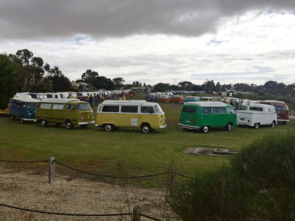 Strathalbyn bus stop for Kombi club post image
