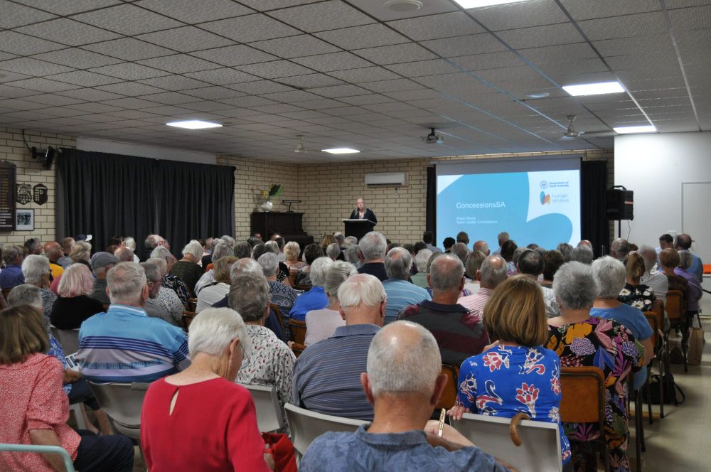 Locals learn the ropes to age well at forum post image