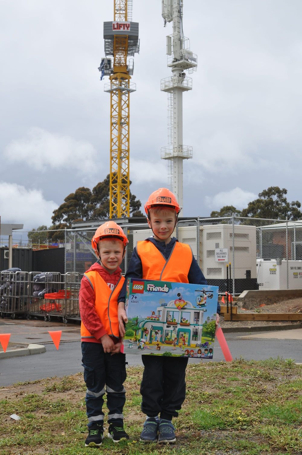 ‘Lifty’ wins the name for hospital crane post image