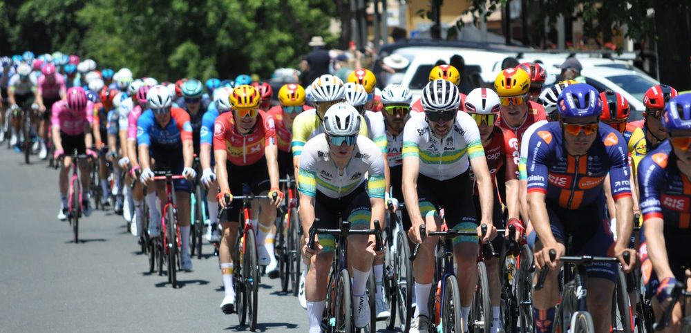 Catching a glimpse of the Tour Down Under post image
