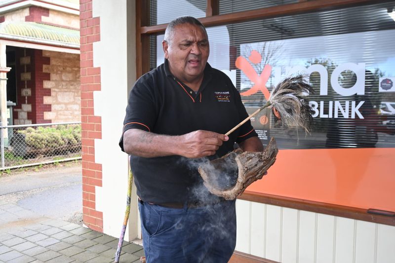 Ngarrindjeri elder performs smoking ceremony at Strathalbyn business post image