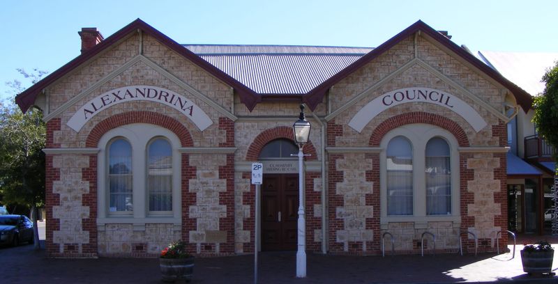 Overgrown roadside vegetation sparks discussion post image