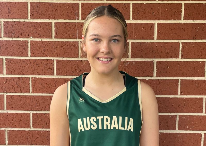 Green and gold berth for Daisy post image