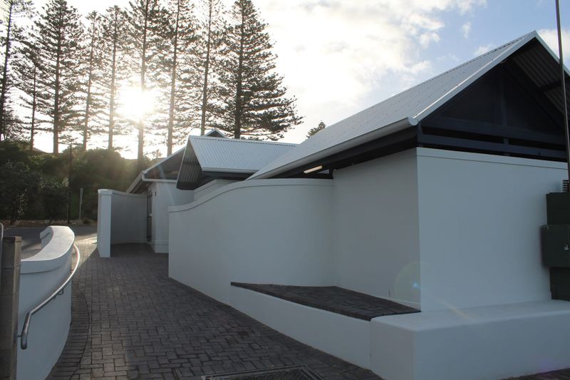 Council loo-ks for feedback on public toilet plan post image
