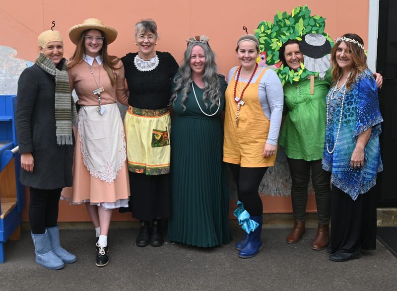 Eastern Fleurieu’s grand gesture for beloved Strathalbyn teacher and author post image