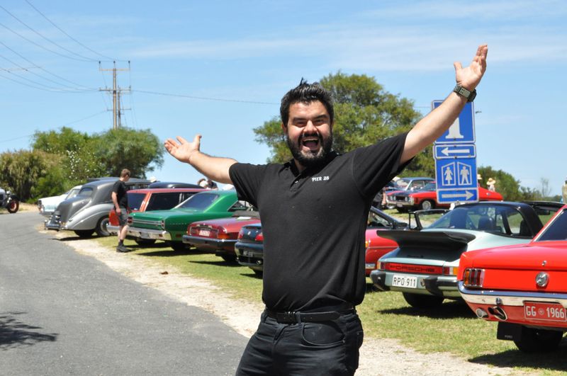 Historic car rally promotes Pier 28 post image