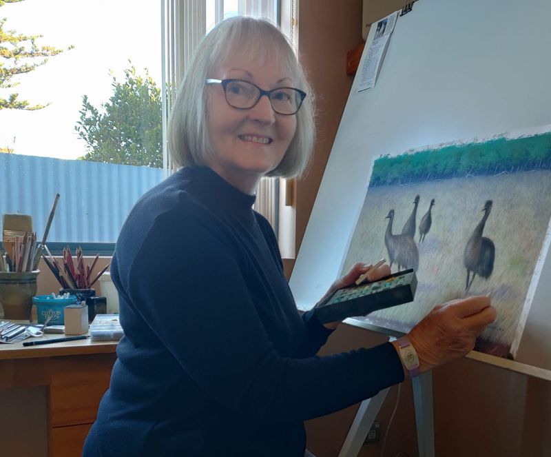Strathalbyn artist dedicates 40 years behind the easel post image