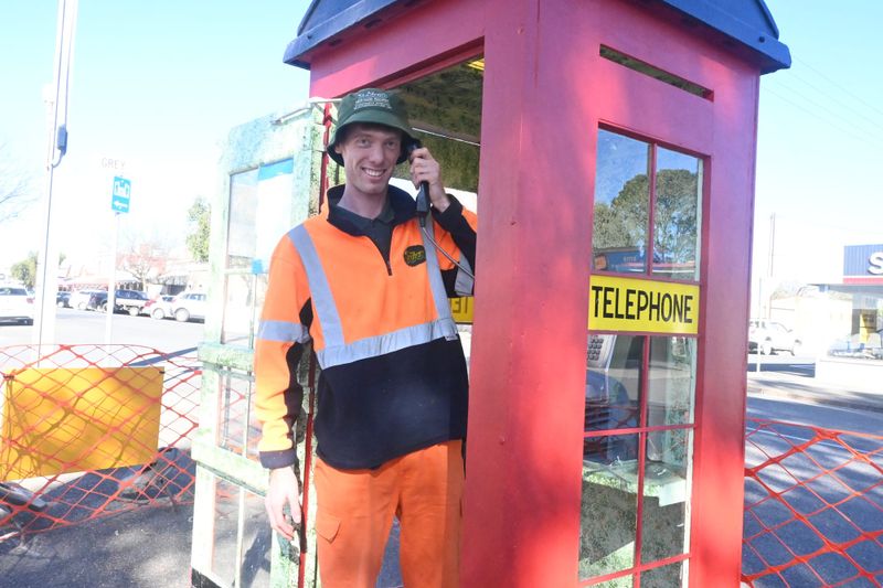 PUT A SMILE ON YOUR DIAL: Last operational red phone box restored post image