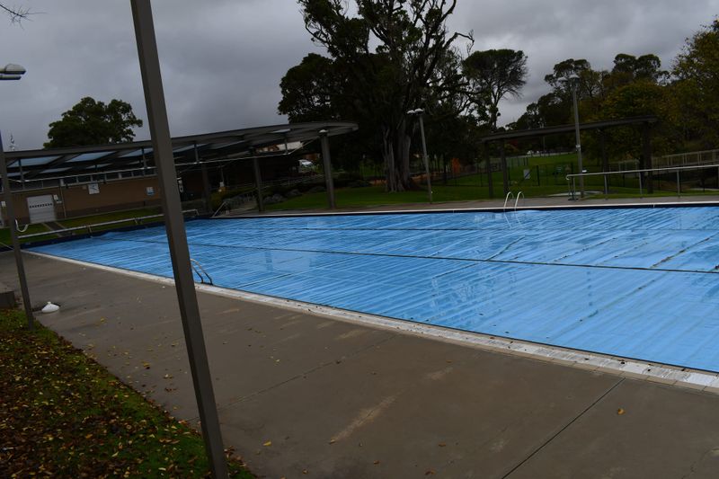 Alexandrina Council to reconsider Strathalbyn pool season extension post image