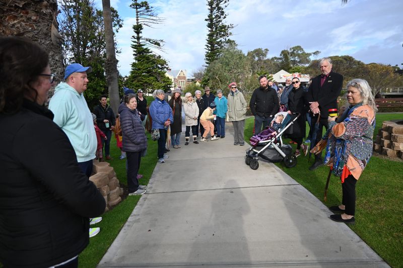 Strathalbyn reconciliation event/bridge walk promotes change post image