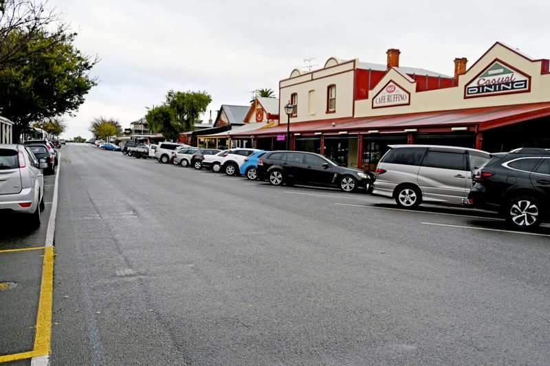 Strathalbyn High Street precinct works to begin after project delays post image