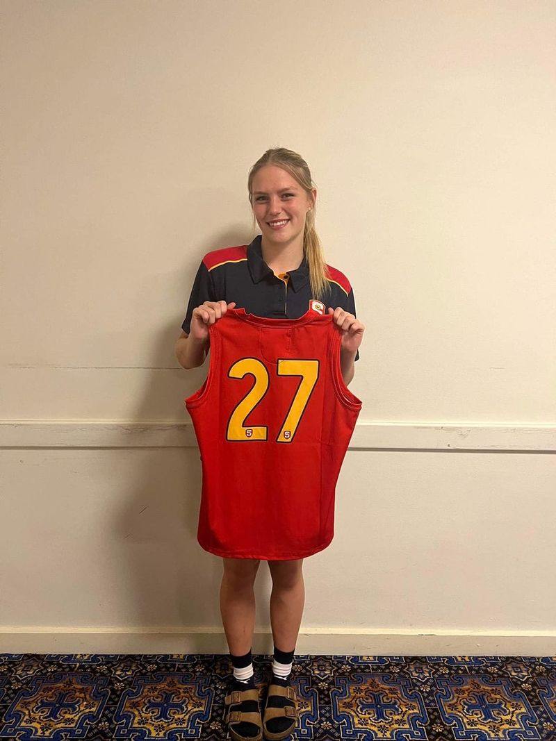 Fleurieu footballers handpicked for AFLW Draft combine post image