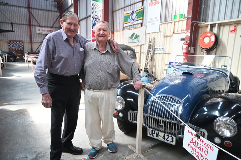 LOCAL PIT STOP: Legend race car driver visits Goolwa post image
