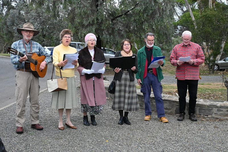 Tour members take a step back in Strathalbyn’s riveting history post image