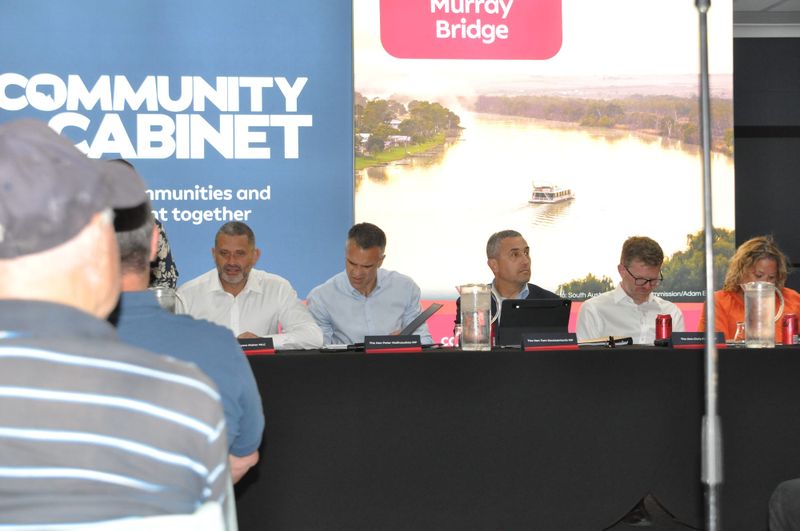 Bumper turnout for Community Cabinet post image