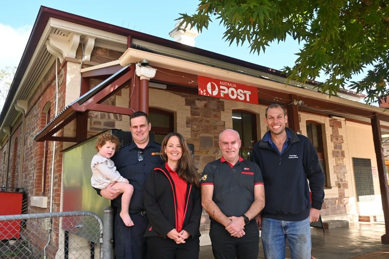 Post-ing it forward post image