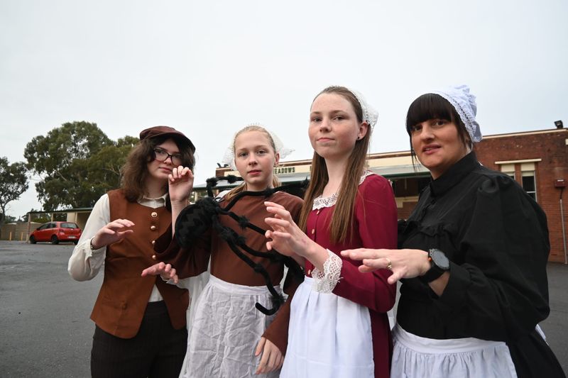 Magic Mirror conjures up Halloween fun post image